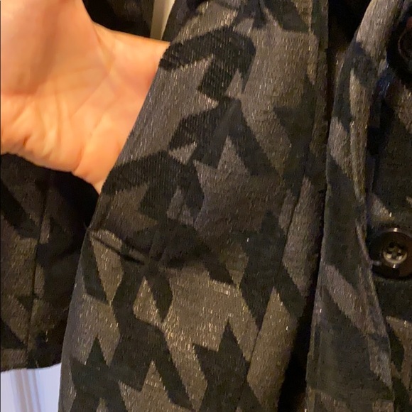 Unique houndstooth pattern coat - Picture 4 of 6